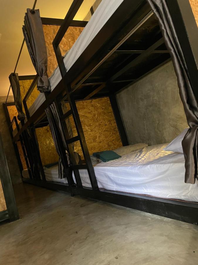 Bird'S Nest Hostel Ко Тао Екстериор снимка